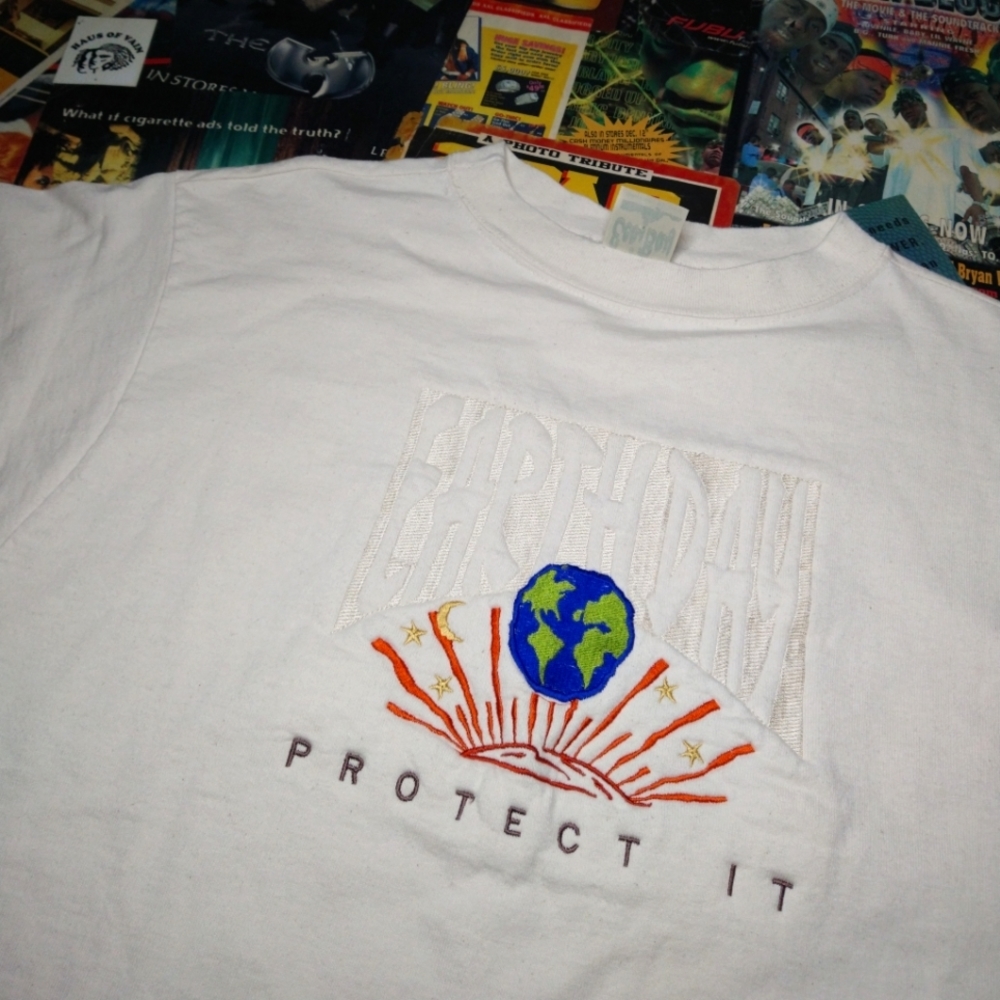 Vintage Earth Day Embossed Embroidered Logo Tee XXL Hemp Custom Made - Picture 1 of 4